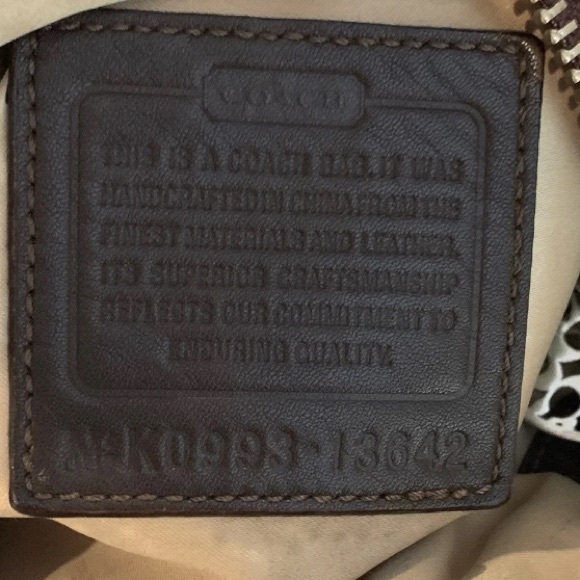 AUTHENTIC COACH 13642 ALI SIGNATURE SATEEN HOBO - Picture 7 of 8